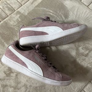 Puma Suede Vikky Lavender/ Elderberry Fashion Sneakers size 6